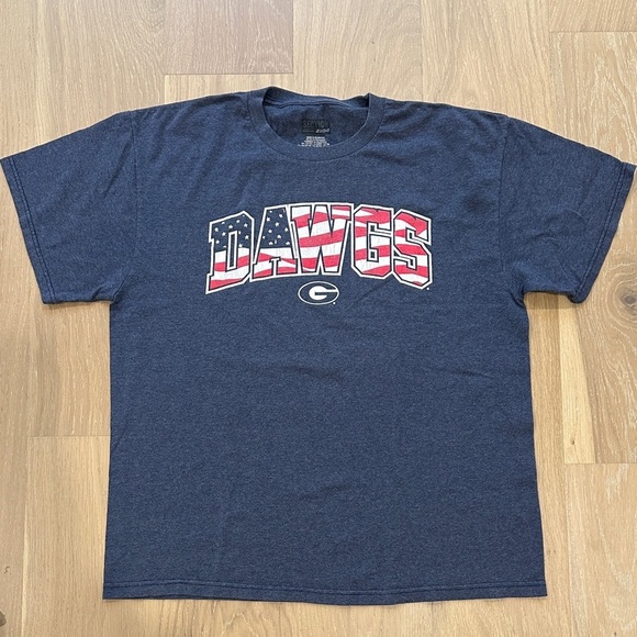 Other - University of Georgia Dawgs American Flag Tshirt Men’s Size Large Americana USA